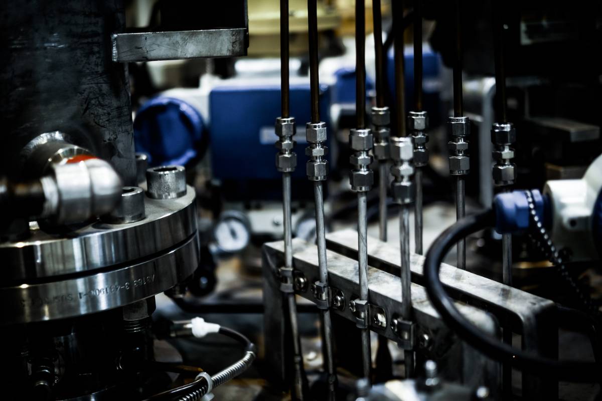 Industrial valve components manufactured through precision casting