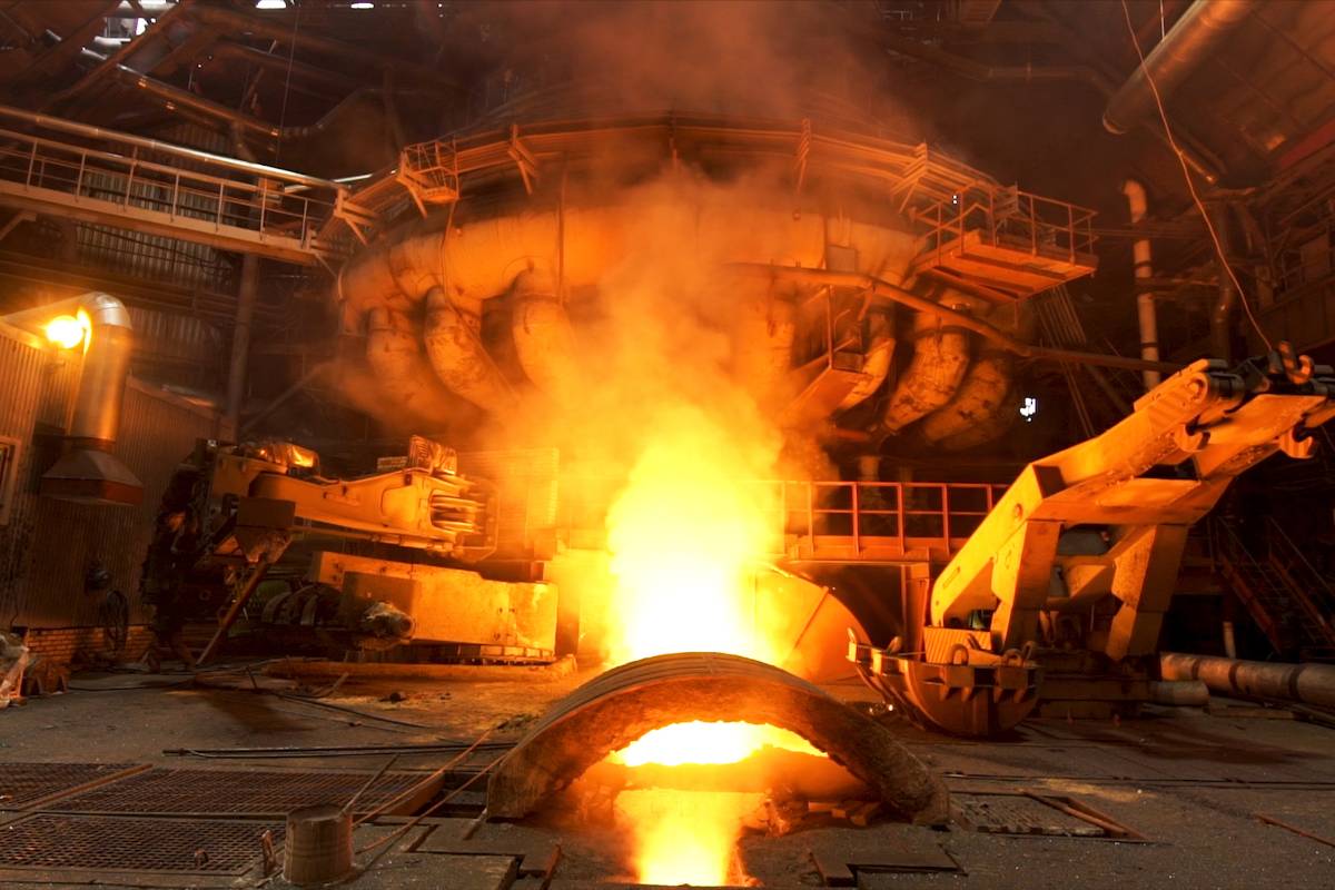 large batch casting production for industrial manufacturing