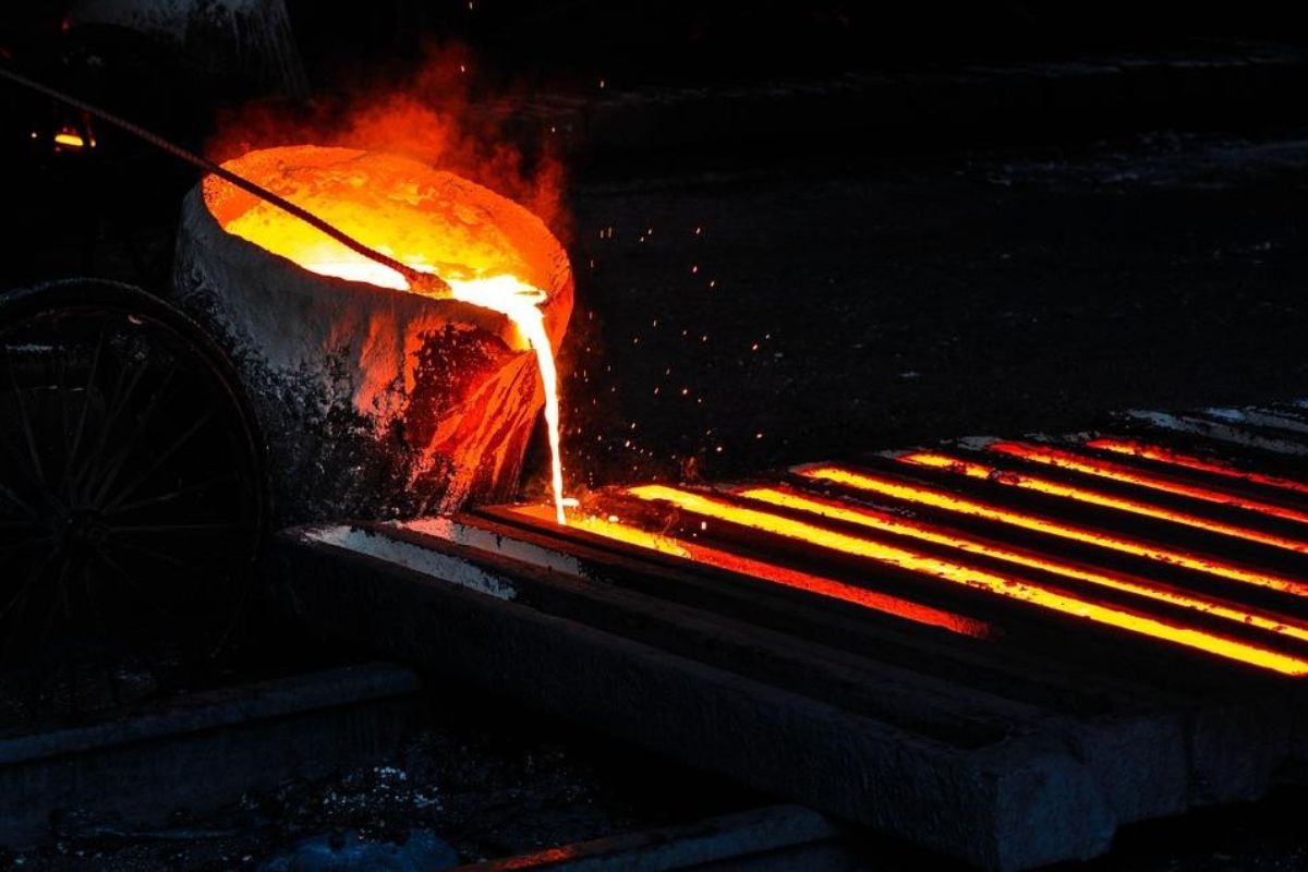 High-strength steel casting components designed for extreme load-bearing industrial machinery